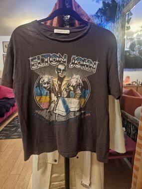 Daydreamer Graphic Dark Grey Elton John Tribute T-Shirt